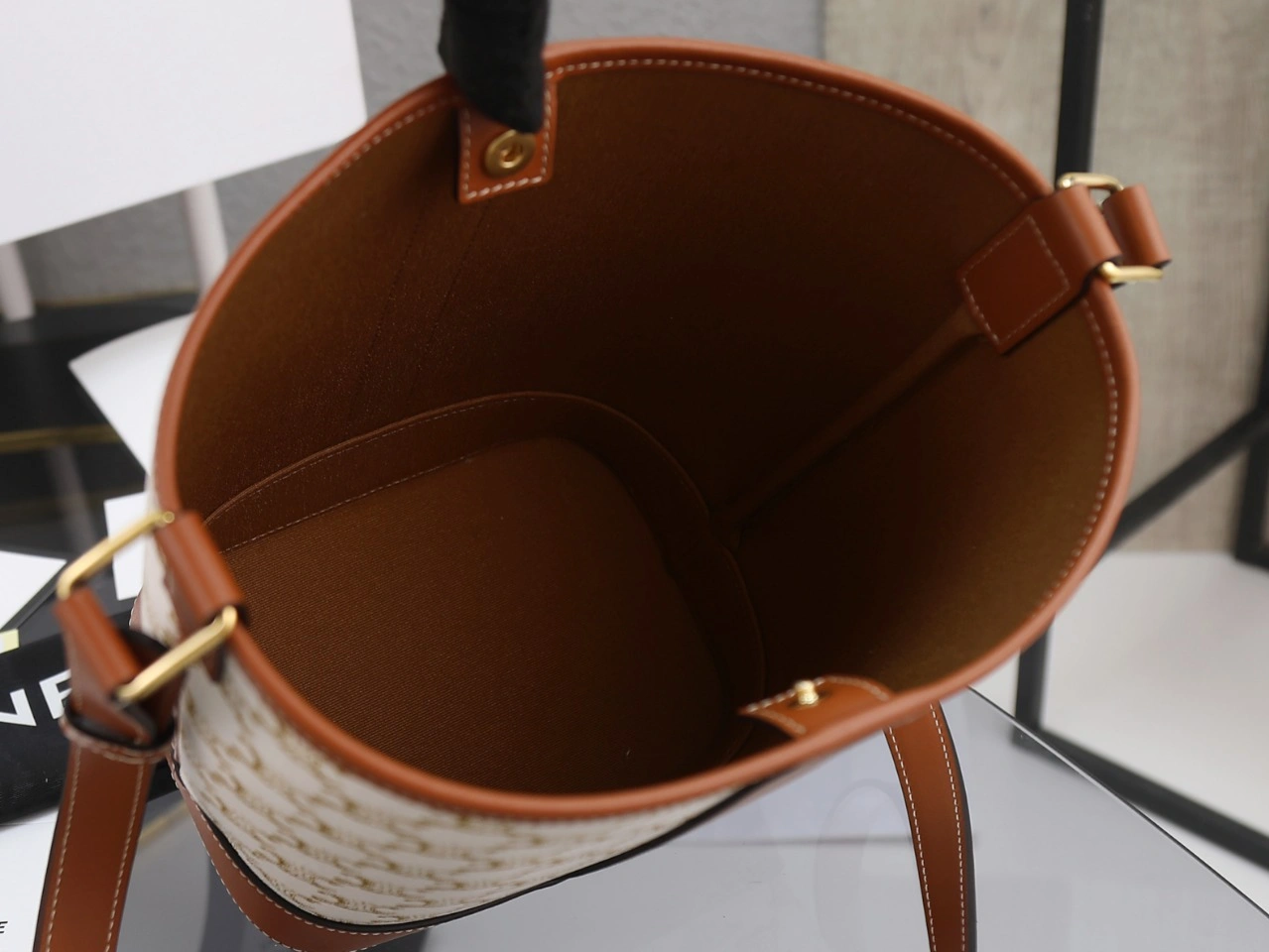 Celine Bucket Bags Elegant 78530