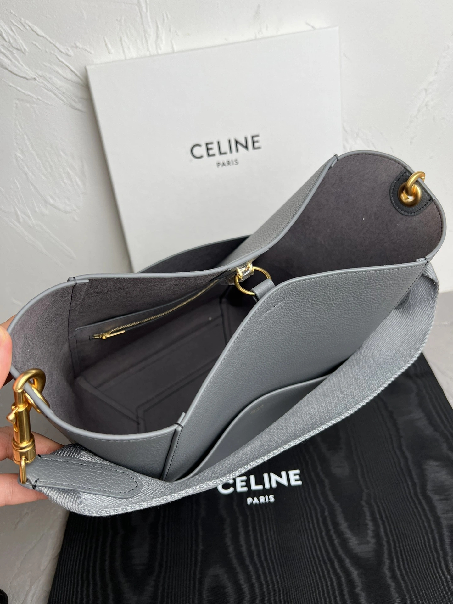 FashionForward Celine Bucket Bags 73699