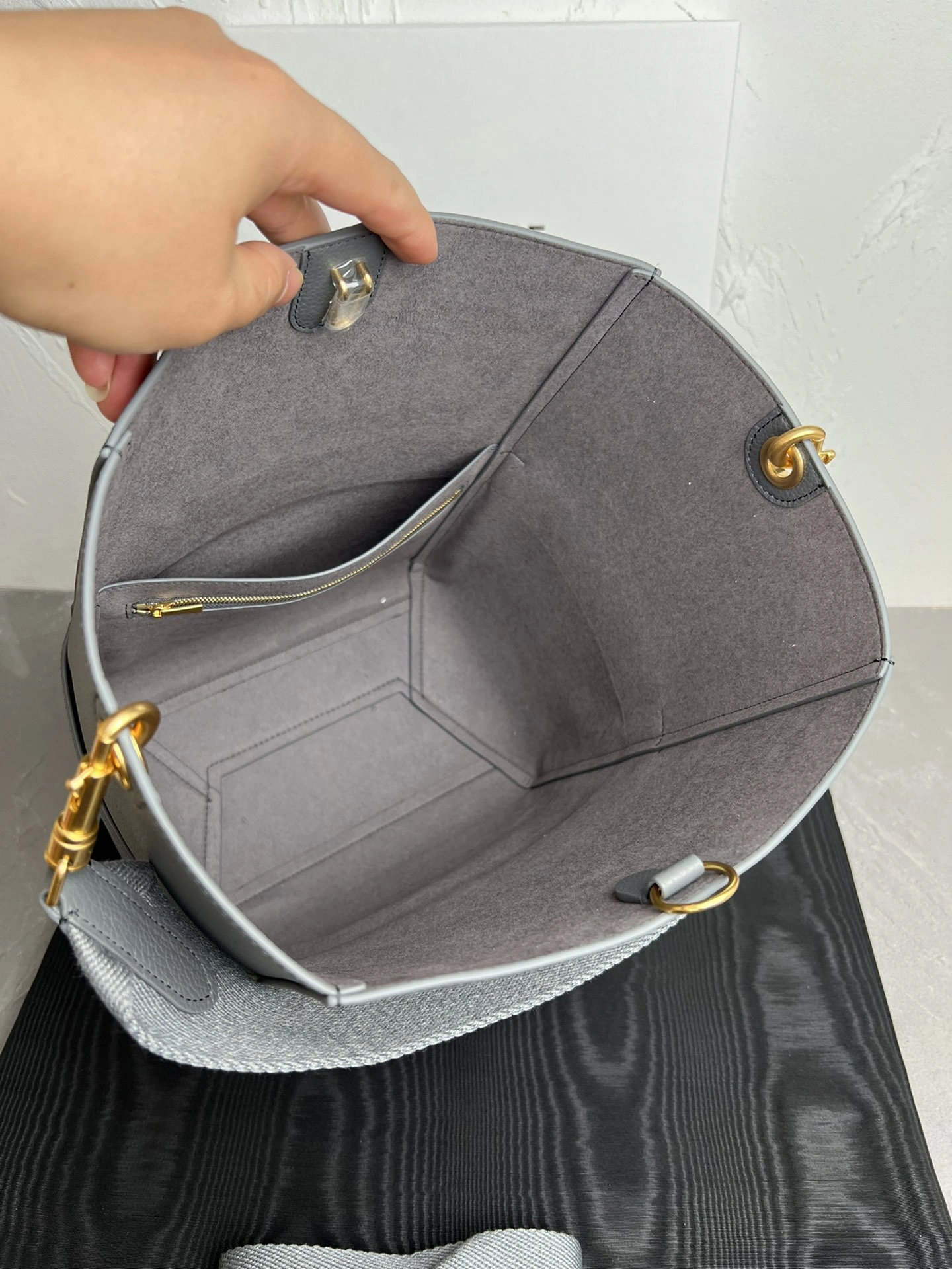 FashionForward Celine Bucket Bags 73699
