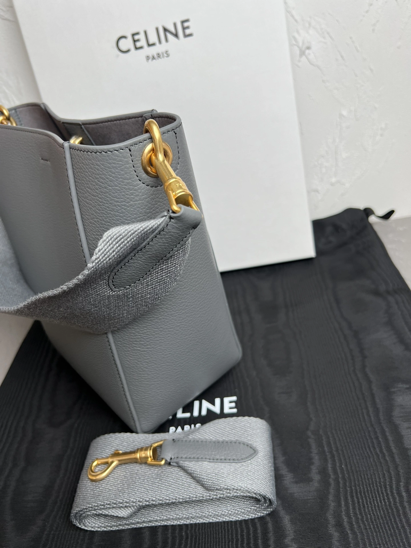 Celine Bucket Bags FastDry 73735