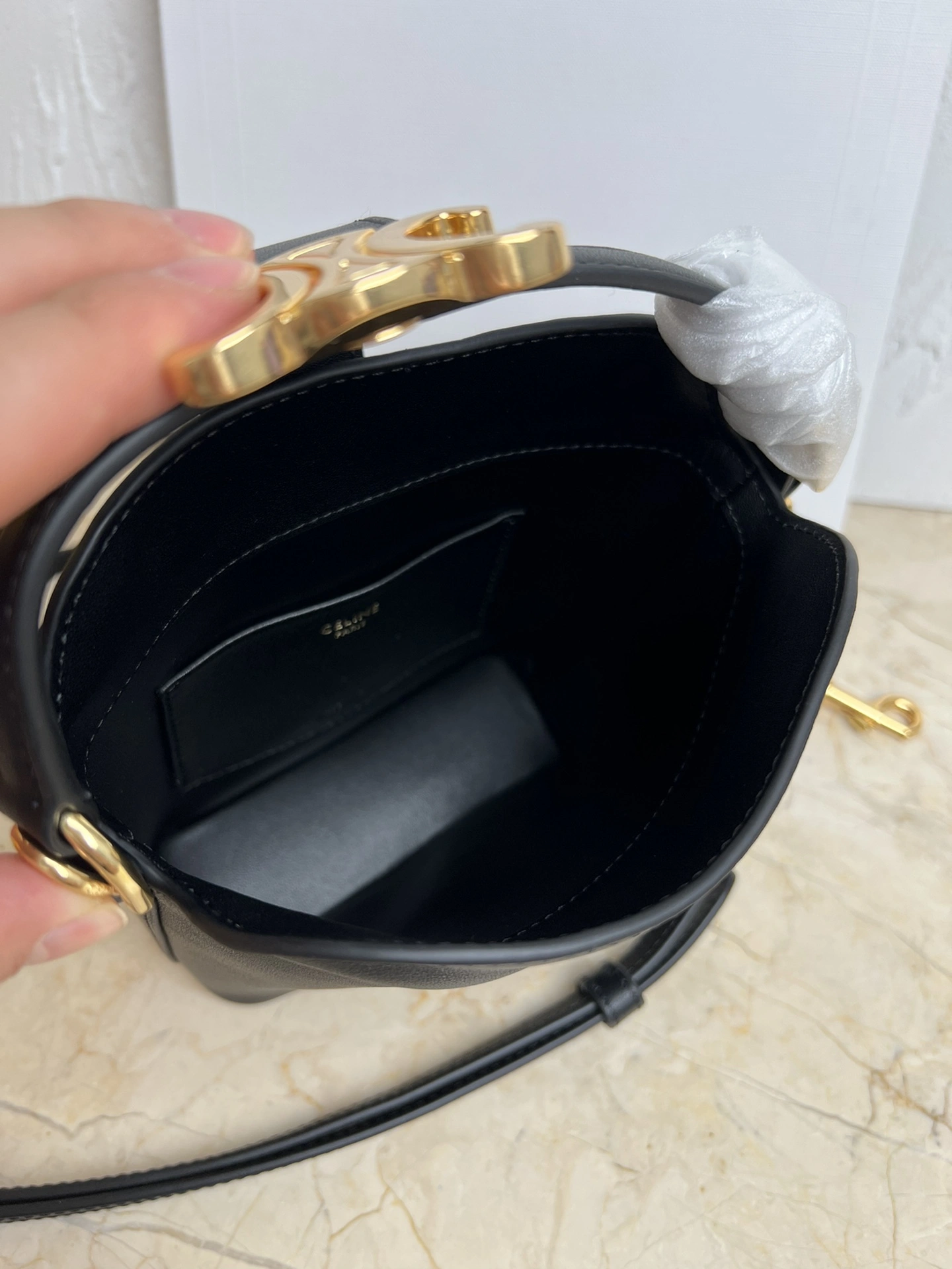 Refined Celine Bucket Bags 73696