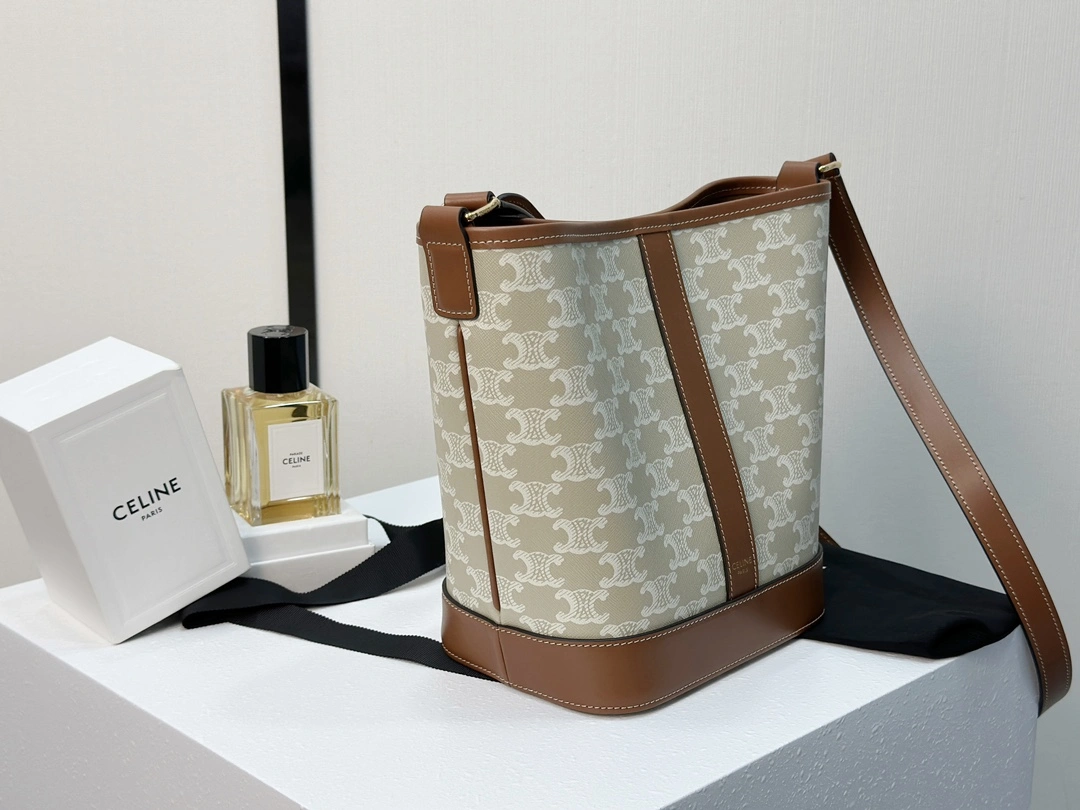 Breathable Celine Bucket Bags 94646