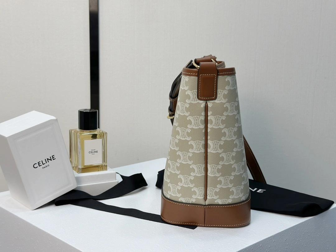 Breathable Celine Bucket Bags 94646