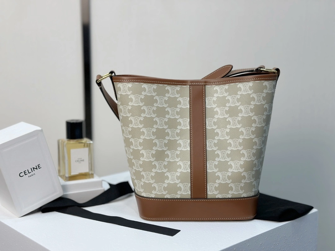 Breathable Celine Bucket Bags 94646