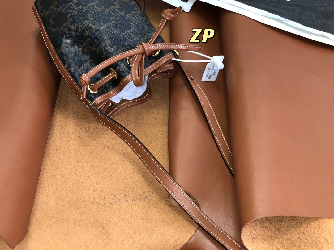 TechFriendly Celine Bucket Bags 94643