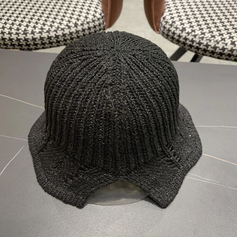 Trendsetting Celine Caps 260452