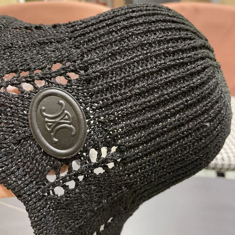 Trendsetting Celine Caps 260452
