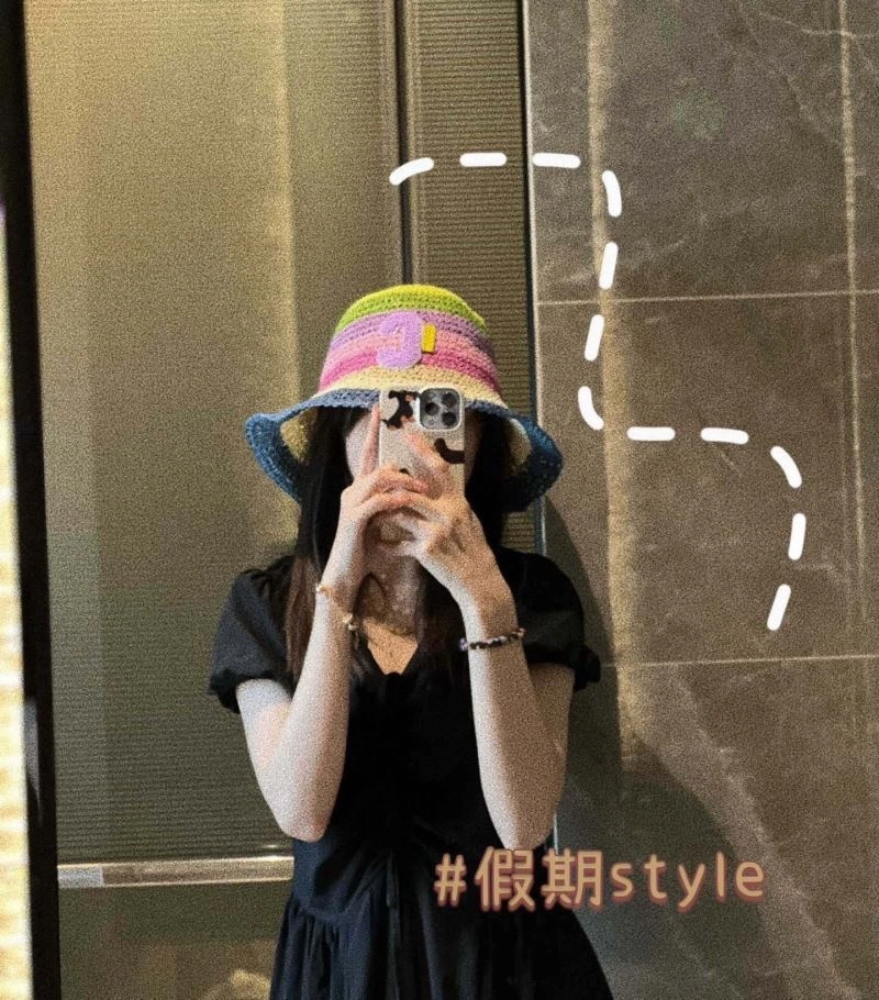 Celine Caps Timeless 260397