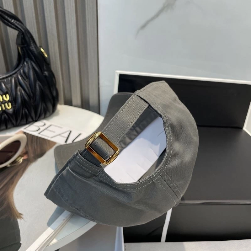 WeatherProof Celine Caps 260402