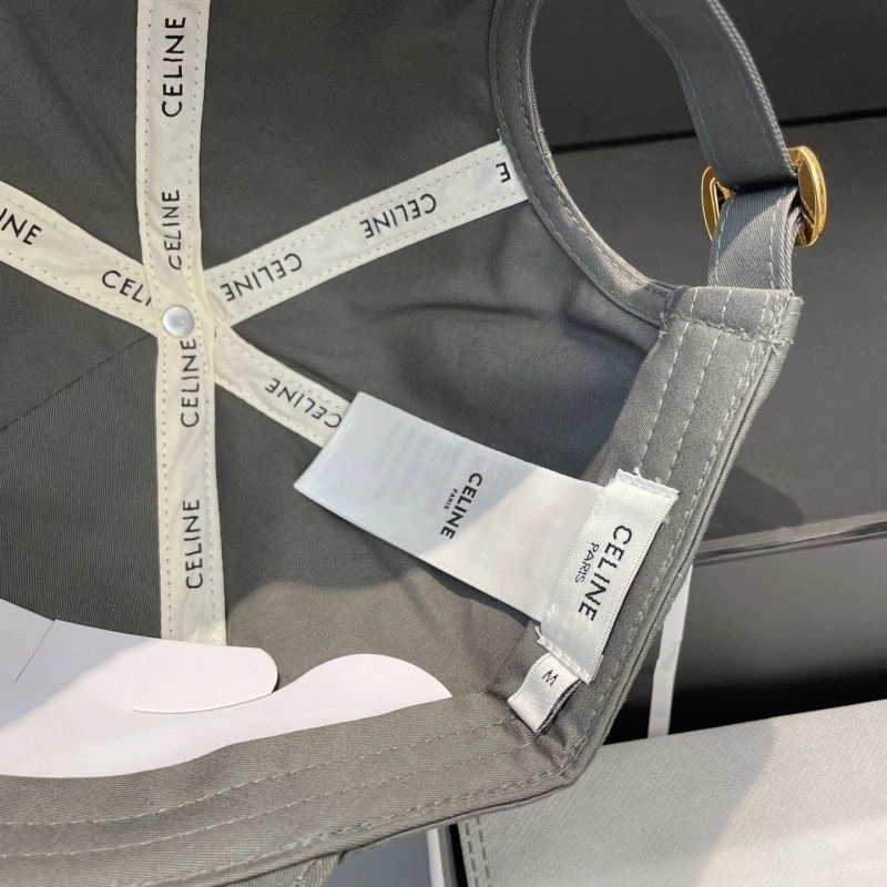 WeatherProof Celine Caps 260402