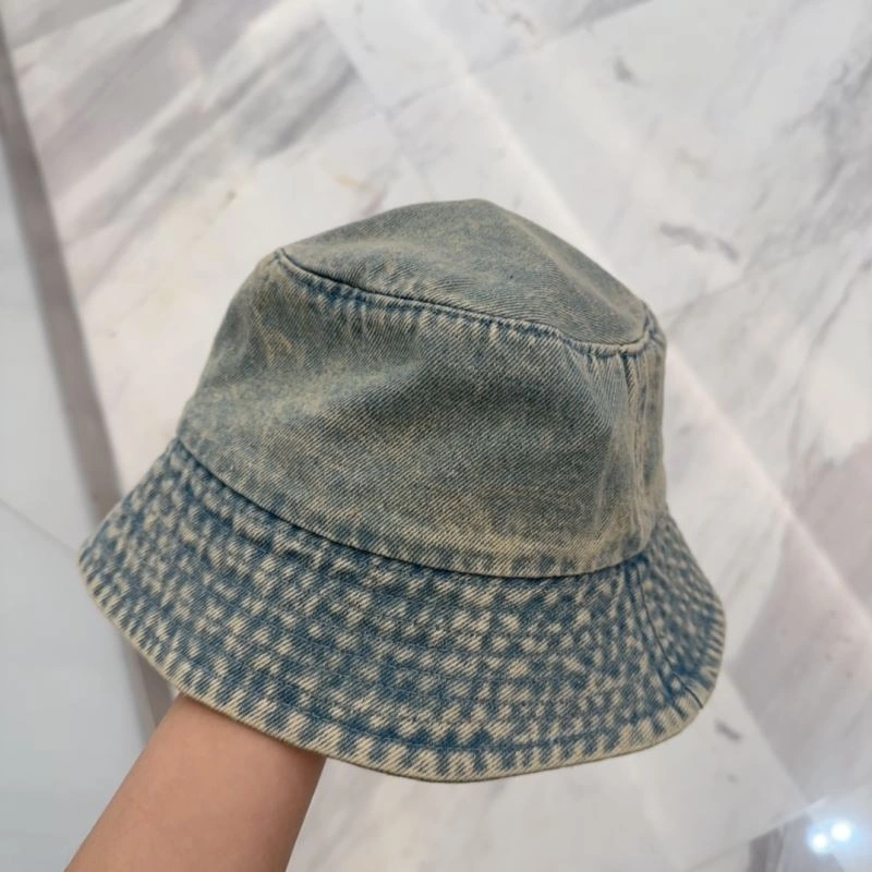 Celine Caps Flexible 260373