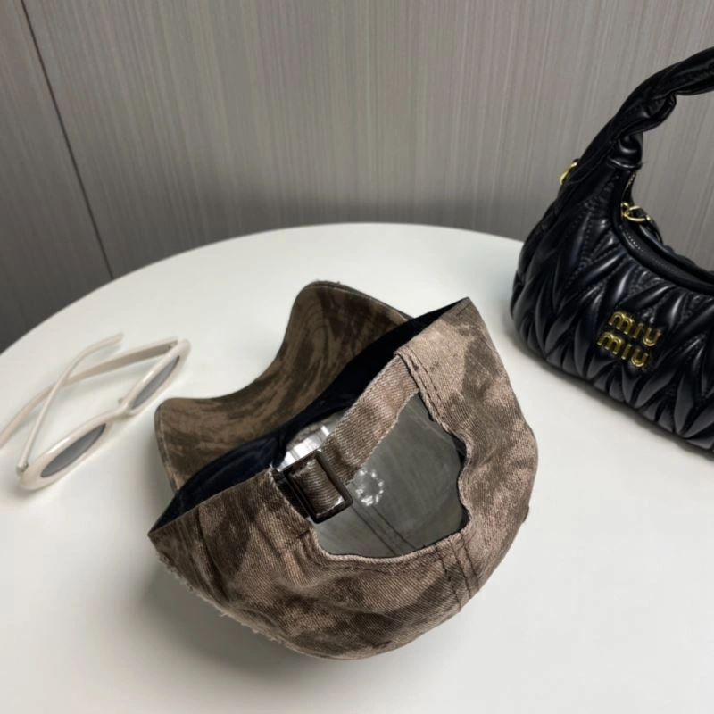 ModernLook Celine Caps 260334