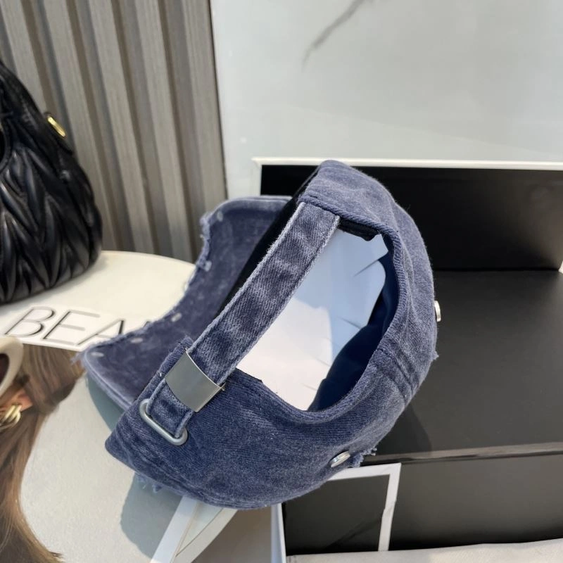 Attractive Celine Caps 260326