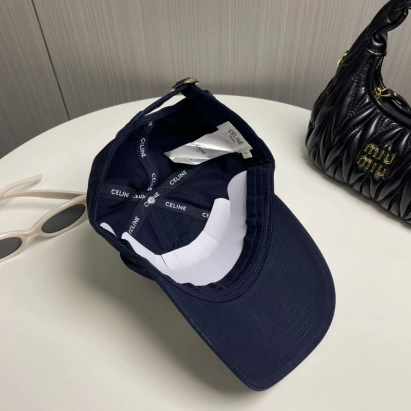 Celine Caps Soft 260301