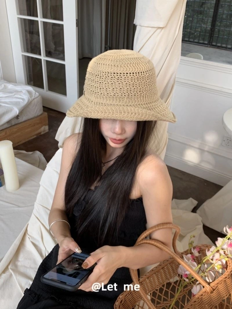 Effortless Celine Caps 260282