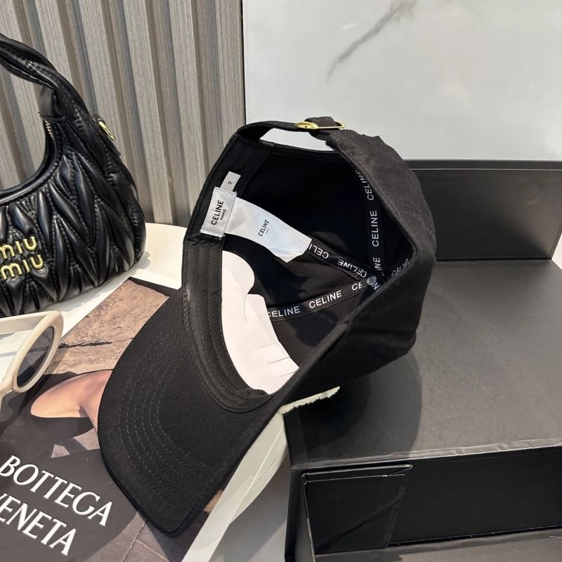 Celine Caps Unique 260213
