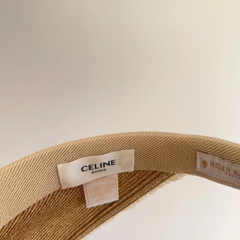 Celine Caps Versatile 260232
