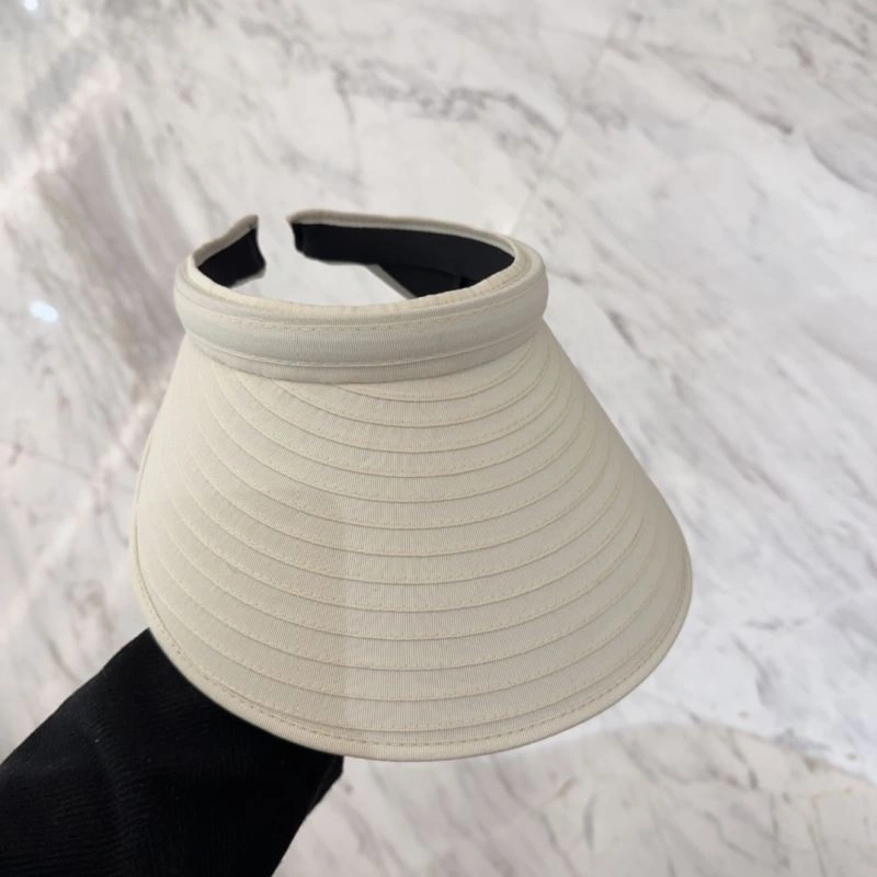 Trendsetting Celine Caps 260182