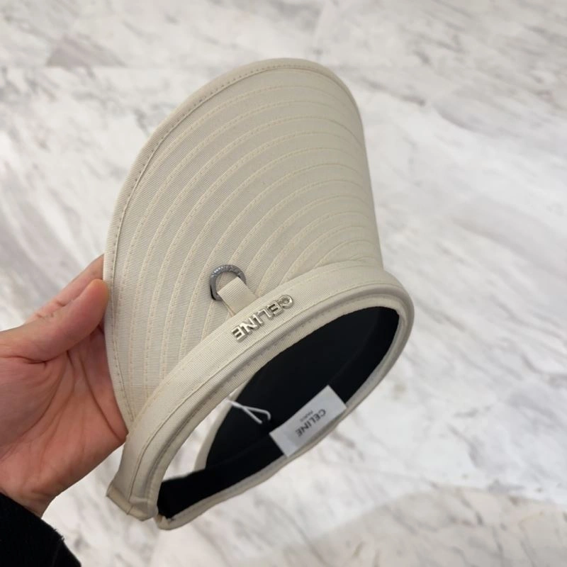 Trendsetting Celine Caps 260182