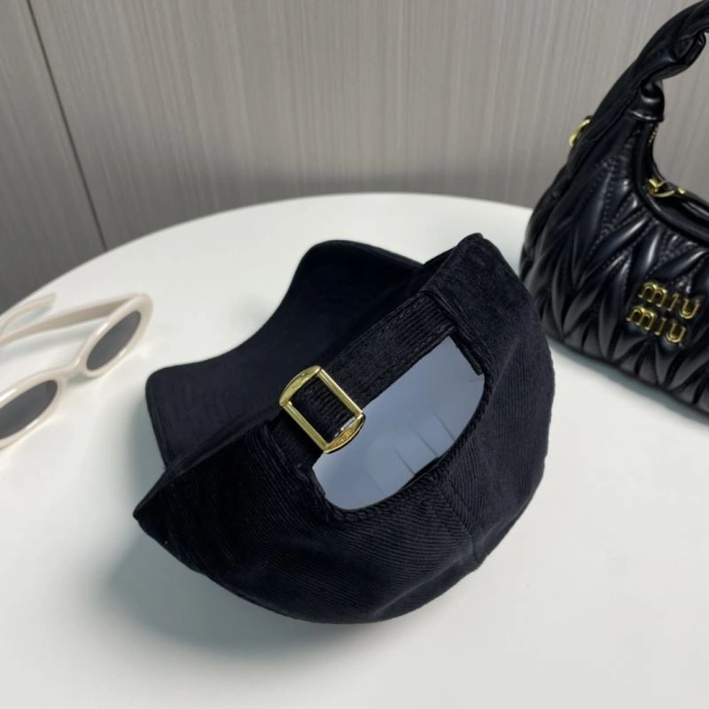 Celine Caps MoistureWicking 262507