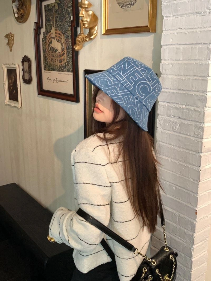 OdorResistant Celine Caps 262495