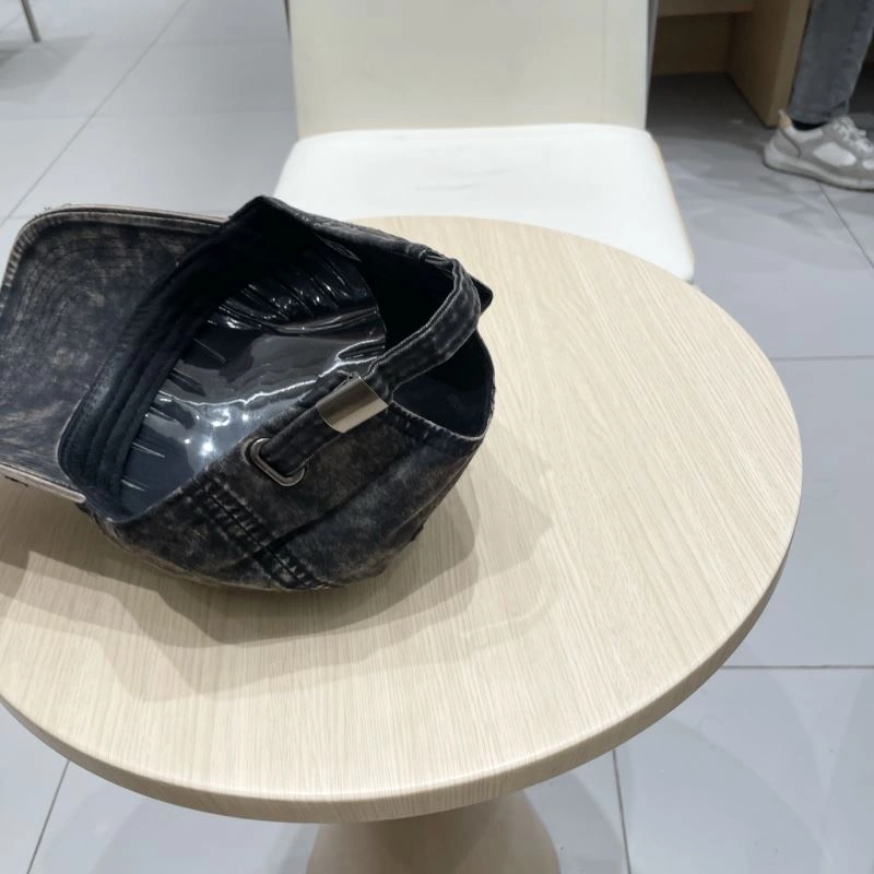 ModernLook Celine Caps 262446
