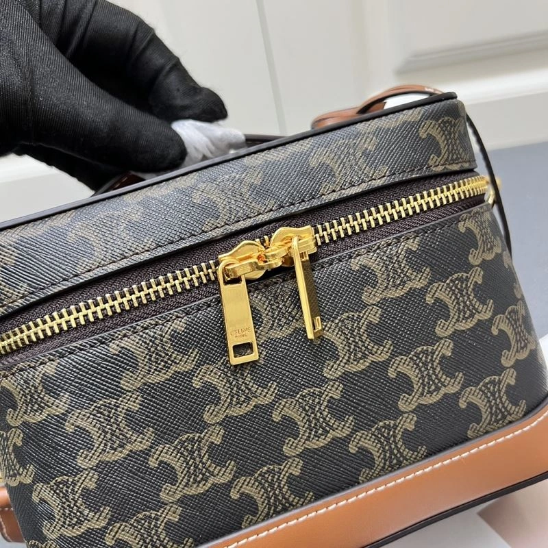 Celine Cosmetic Bags Premium 84523