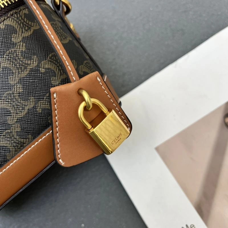 Celine Cosmetic Bags Premium 84523