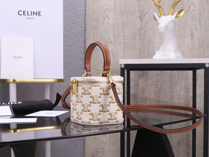 Sophisticated Celine Cosmetic Bags 77267