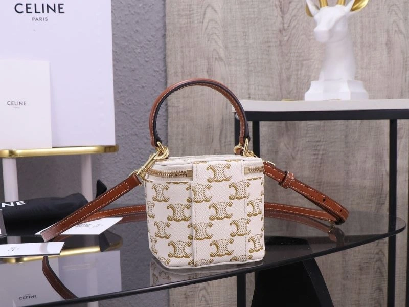 Sophisticated Celine Cosmetic Bags 77267