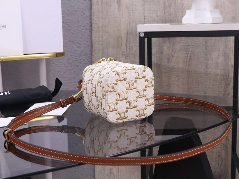 Sophisticated Celine Cosmetic Bags 77267