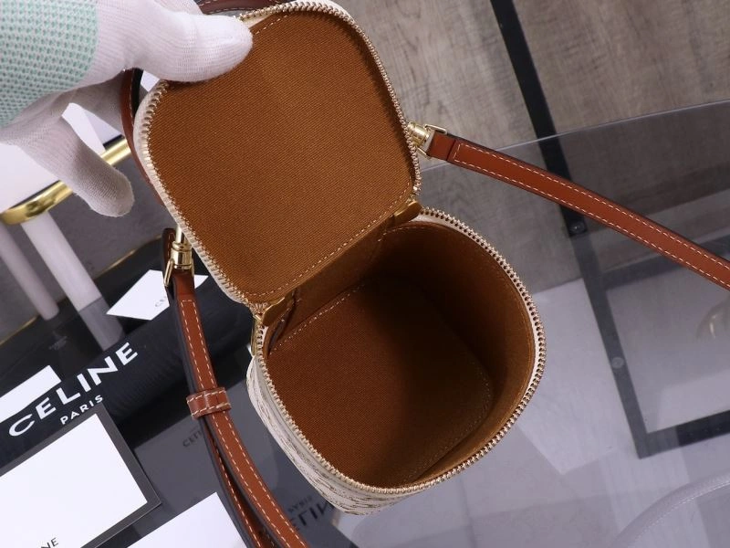 Sophisticated Celine Cosmetic Bags 77267