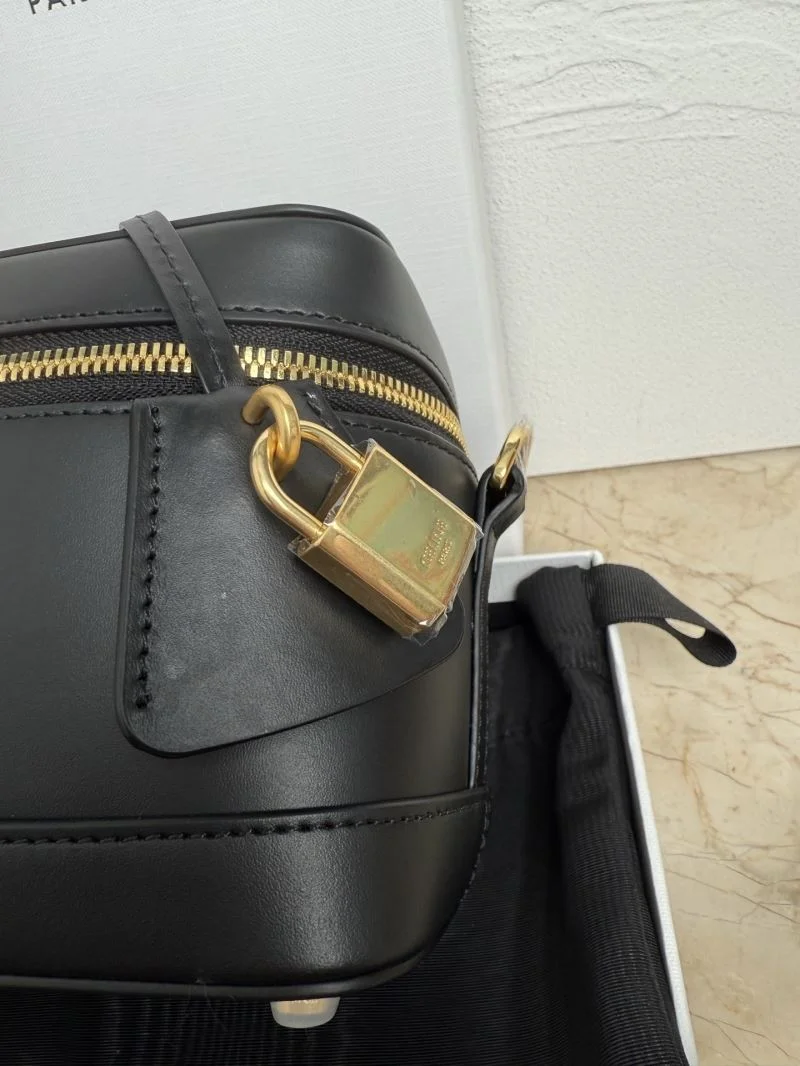 Fashionable Celine Cosmetic Bags 51649