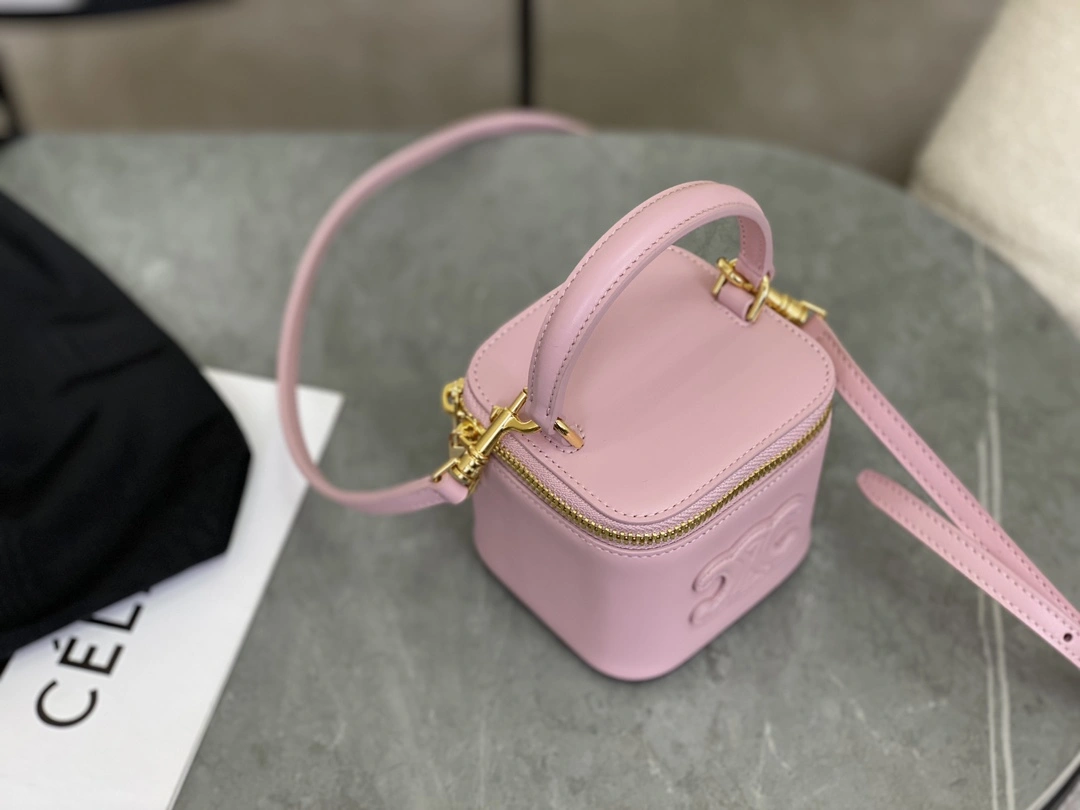 HighPerformance Celine Cosmetic Bags 94710