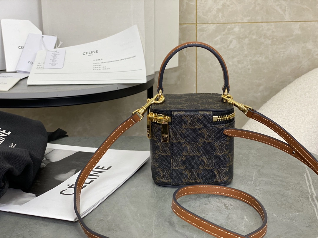 Celine Cosmetic Bags Functional 94667