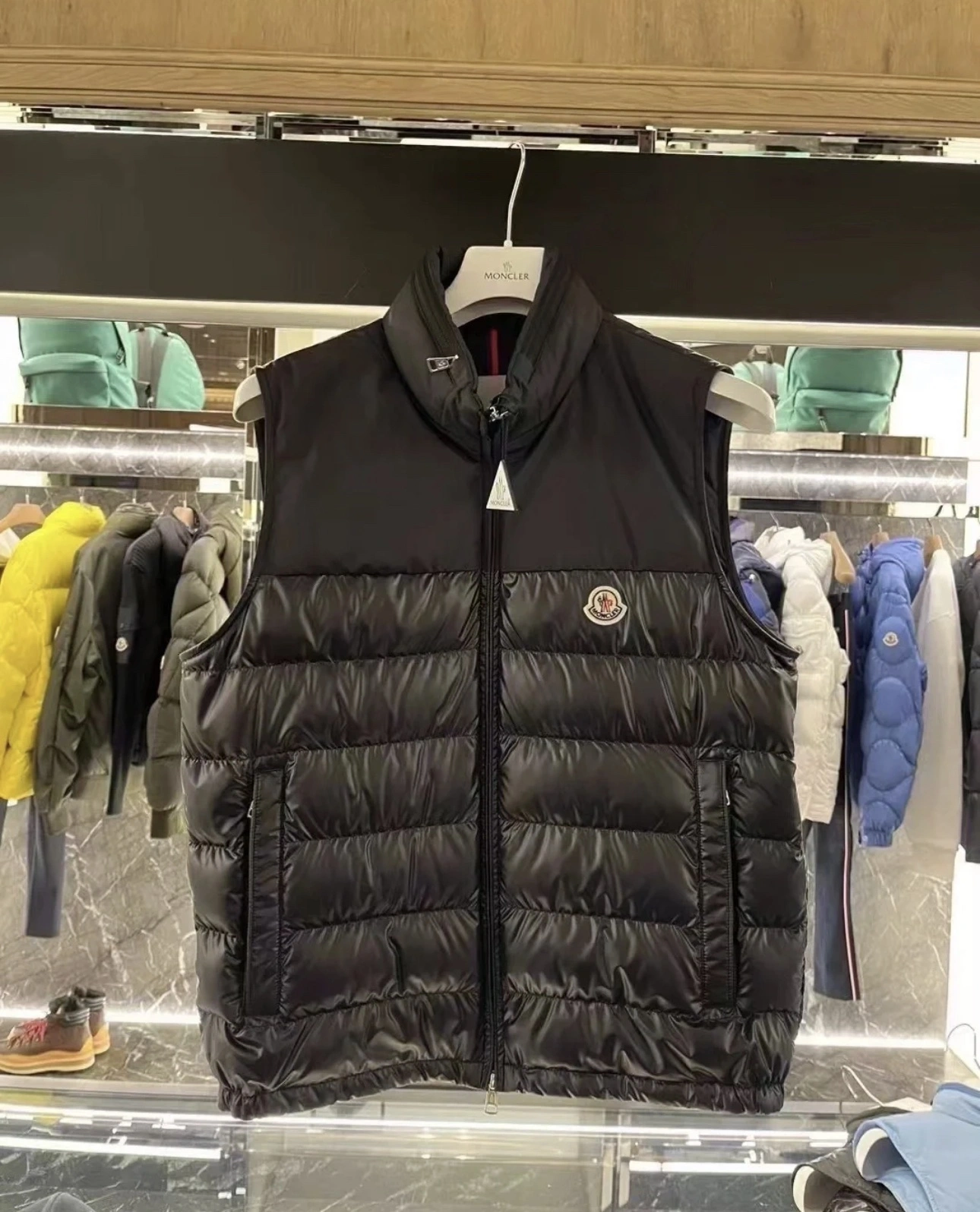 Vibrant Celine Down Jackets 107557
