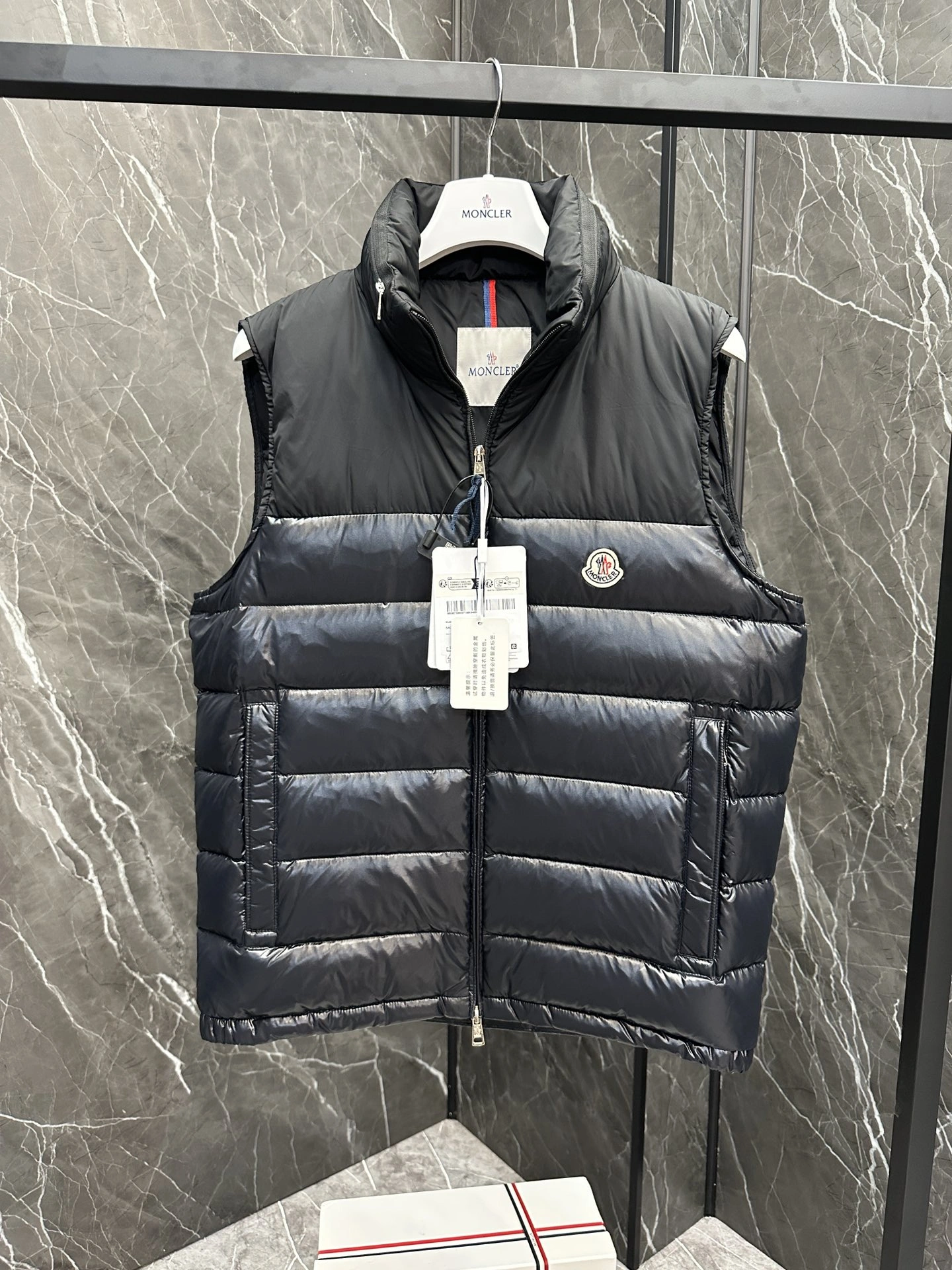 WaterResistant Celine Down Jackets 107558