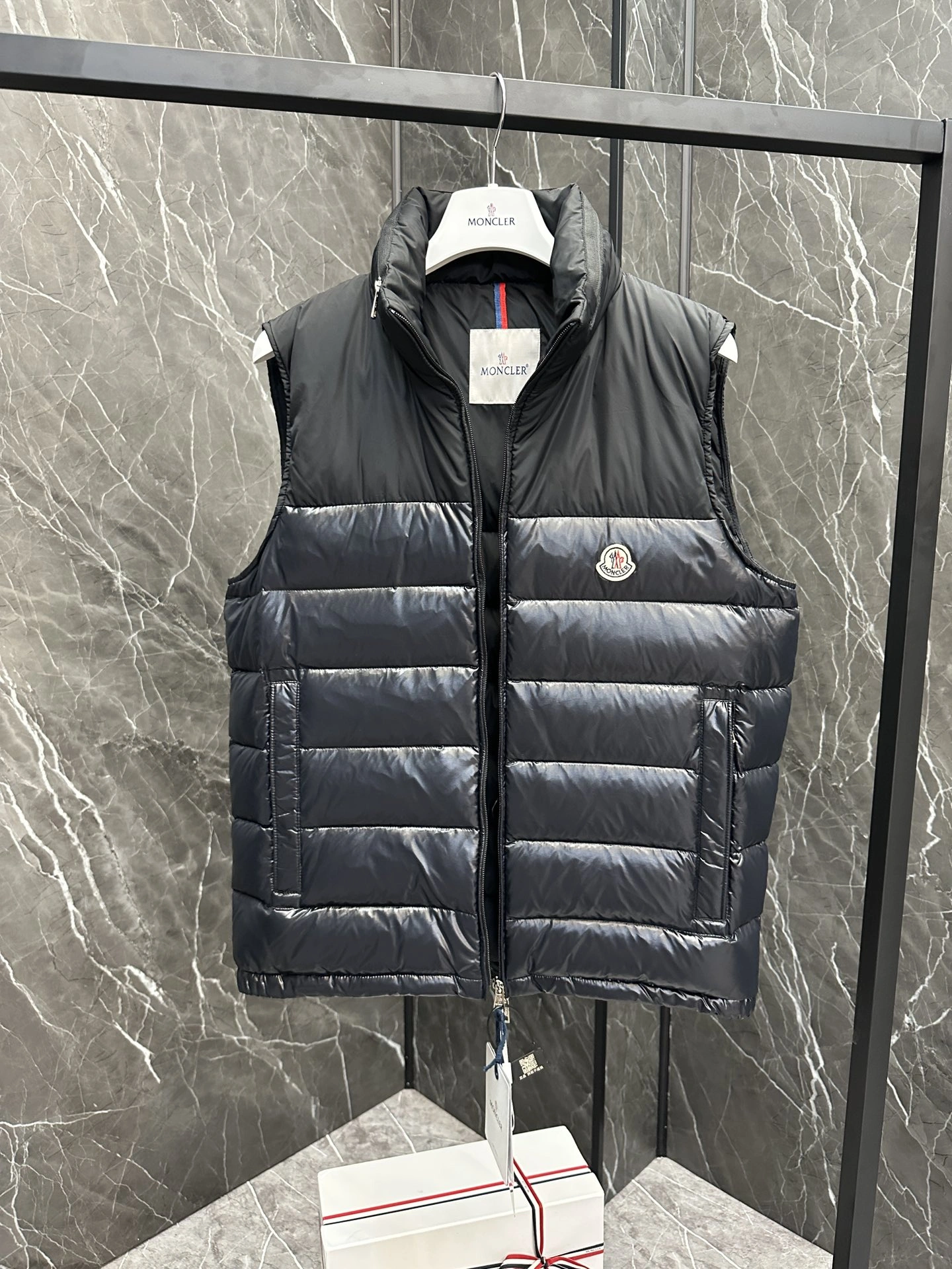 WaterResistant Celine Down Jackets 107558