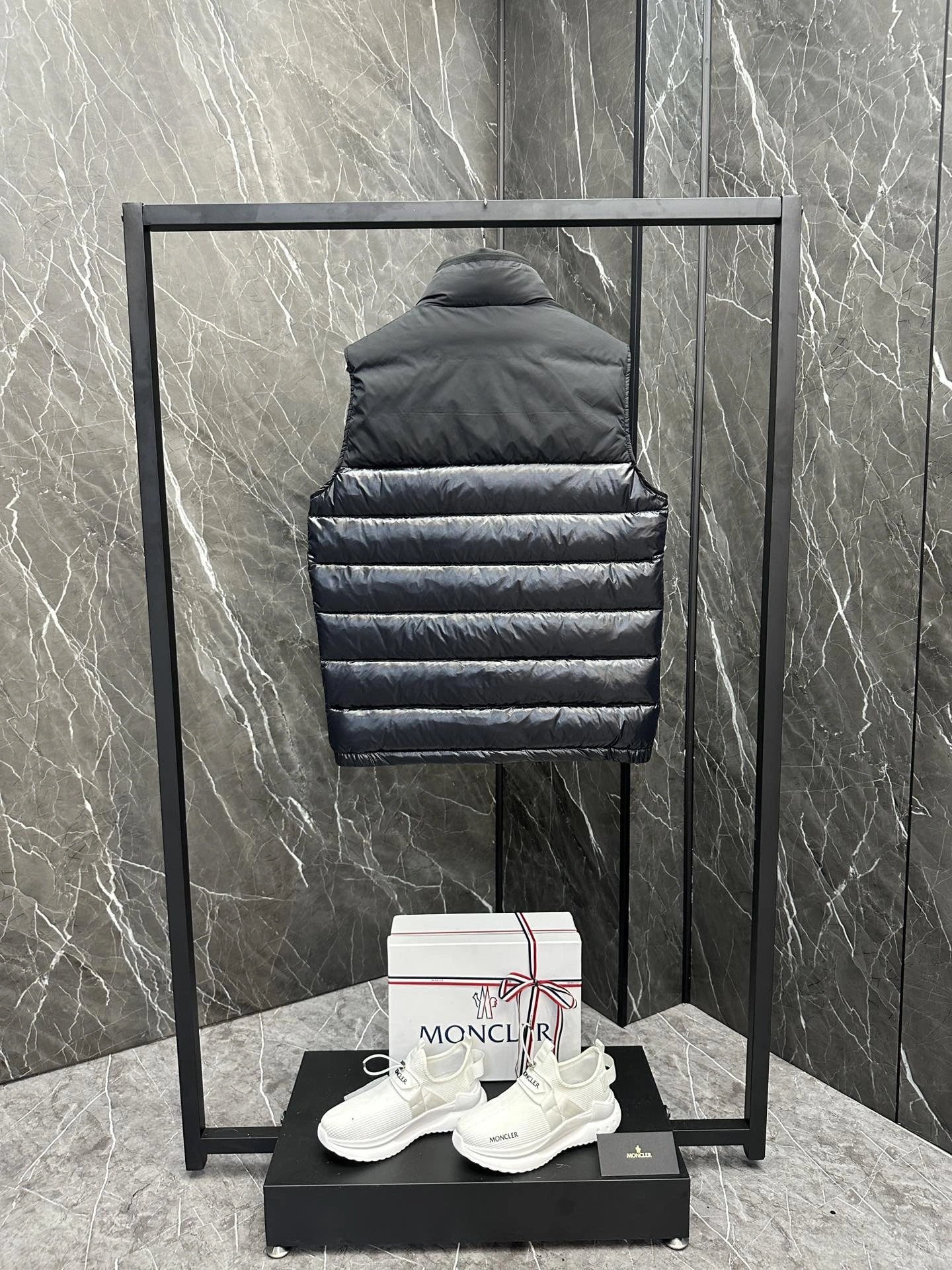 WaterResistant Celine Down Jackets 107558