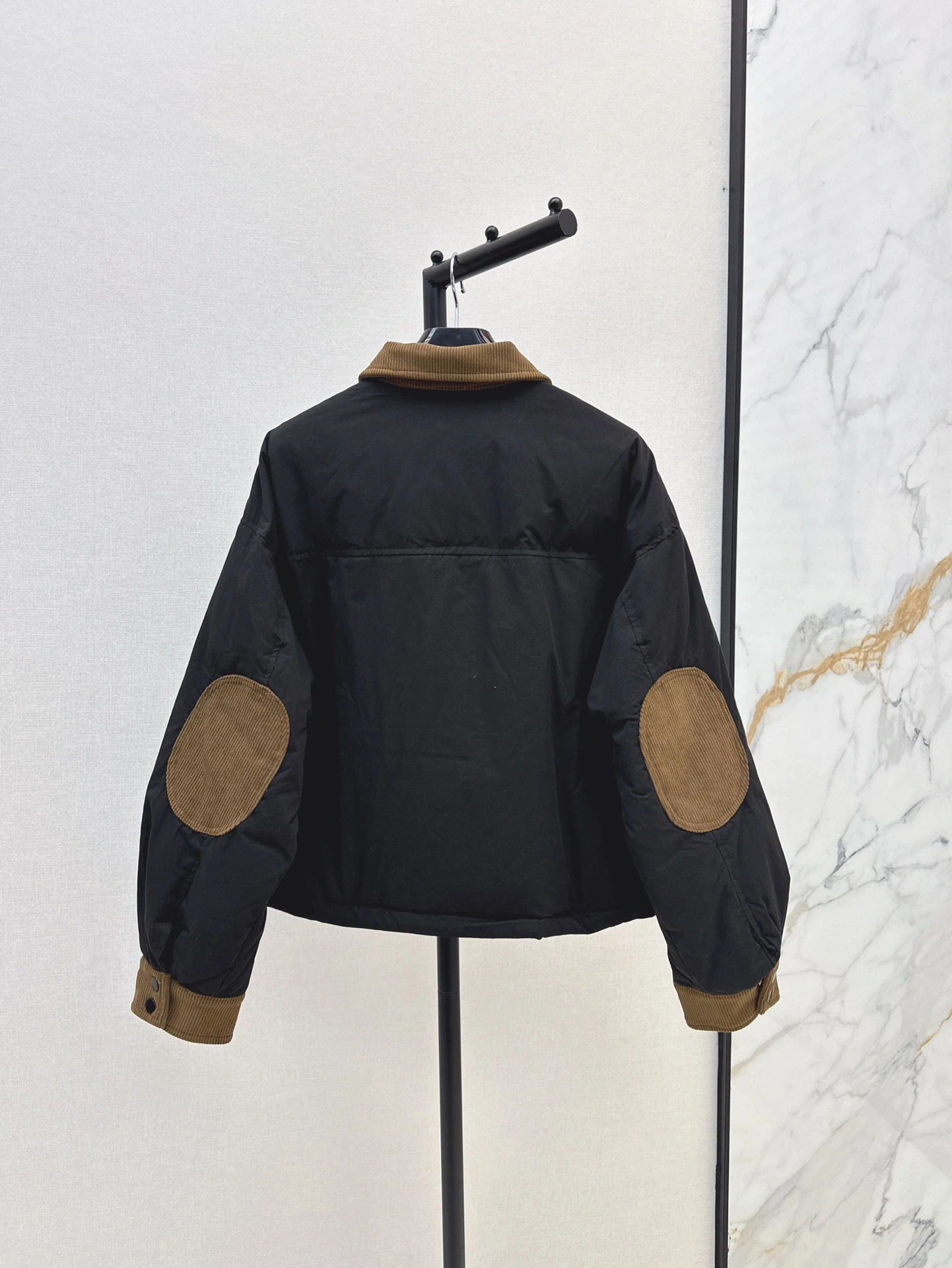 Celine Down Jackets Neat 107539