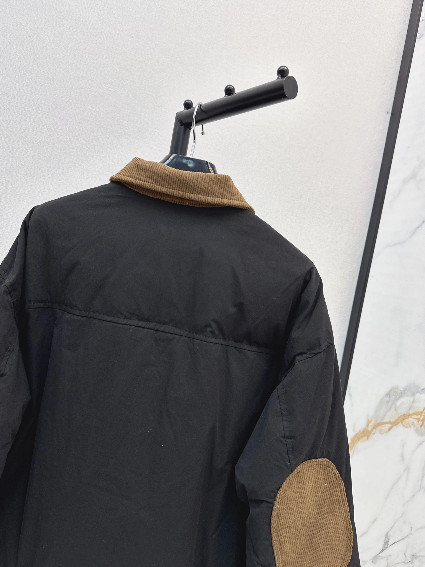 Celine Down Jackets Neat 107539