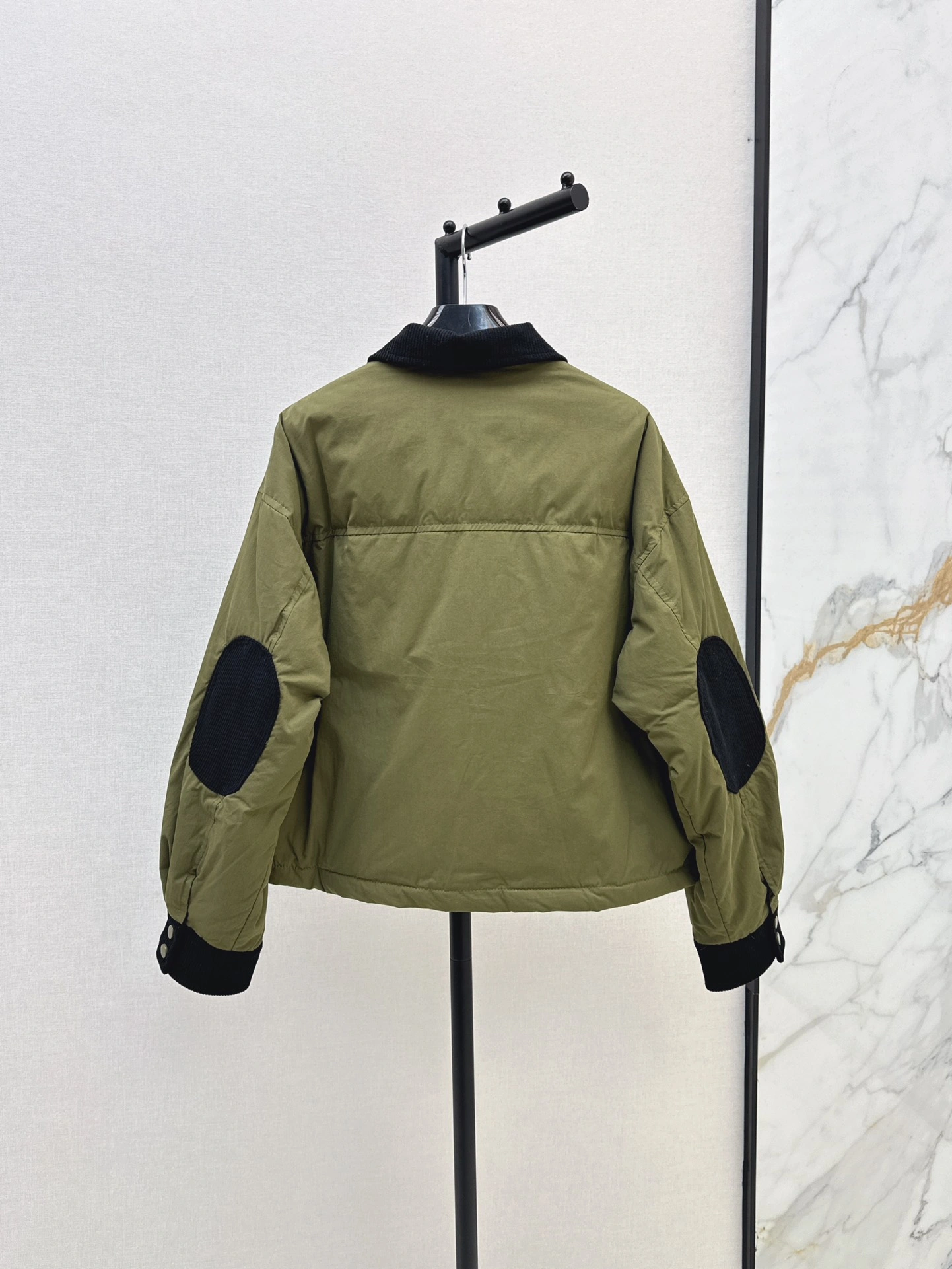 Celine Down Jackets Durable 107544