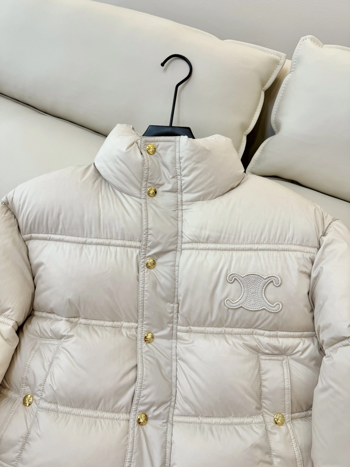 BestValue Celine Down Jackets 107541