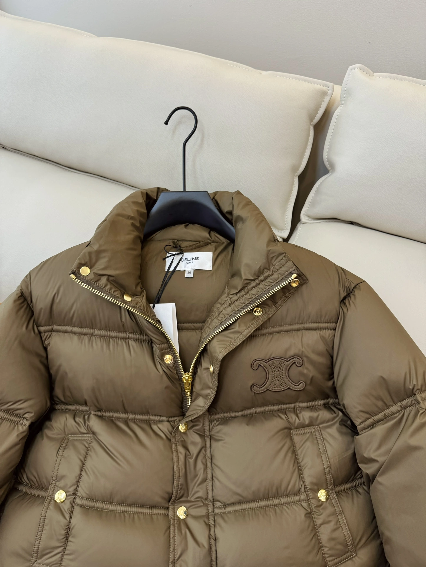 Celine Down Jackets Snug 107540