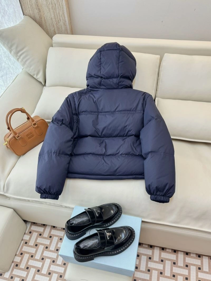 Celine Down Jackets Attractive 107546
