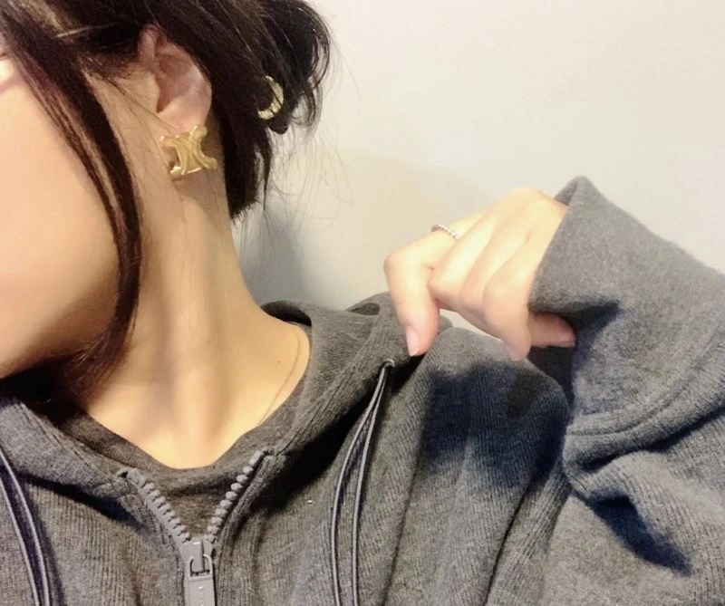Celine Earrings WrinkleFree 218766