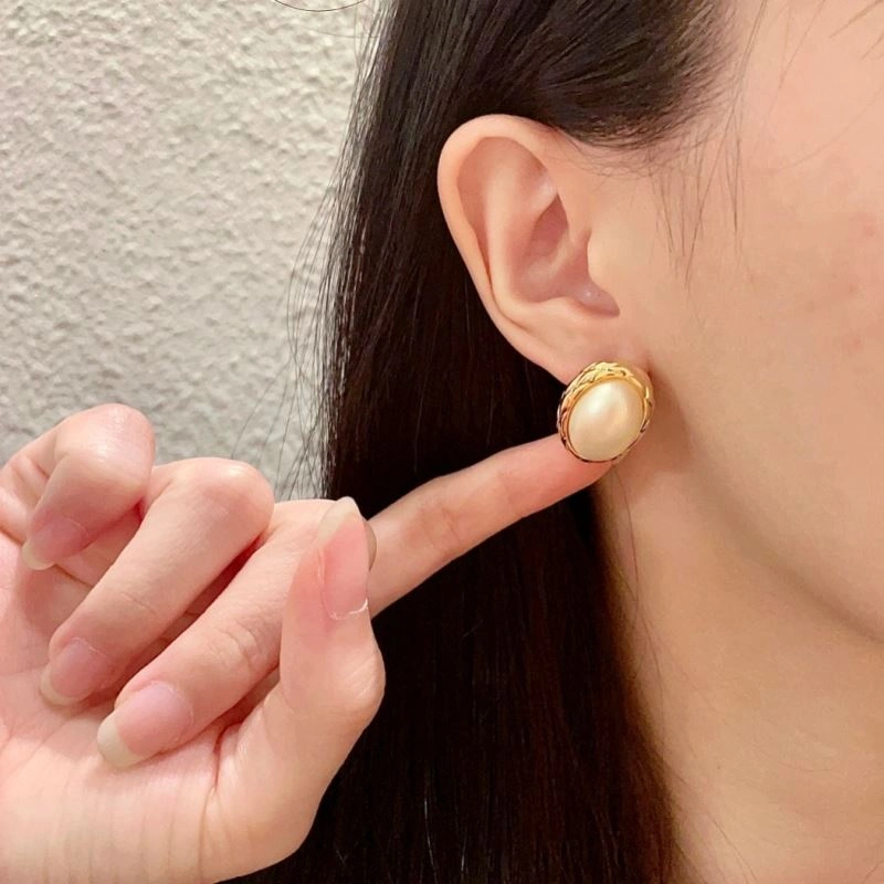 Celine Earrings Timeless 218636