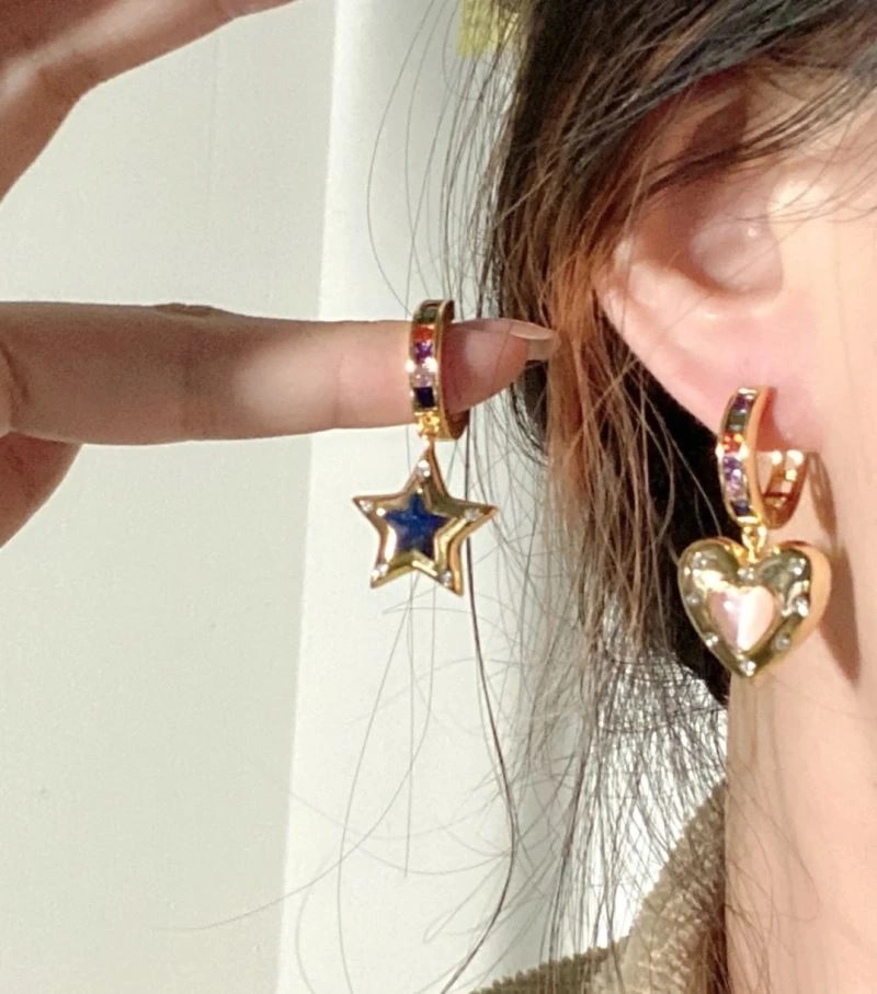 Celine Earrings MoistureWicking 218505