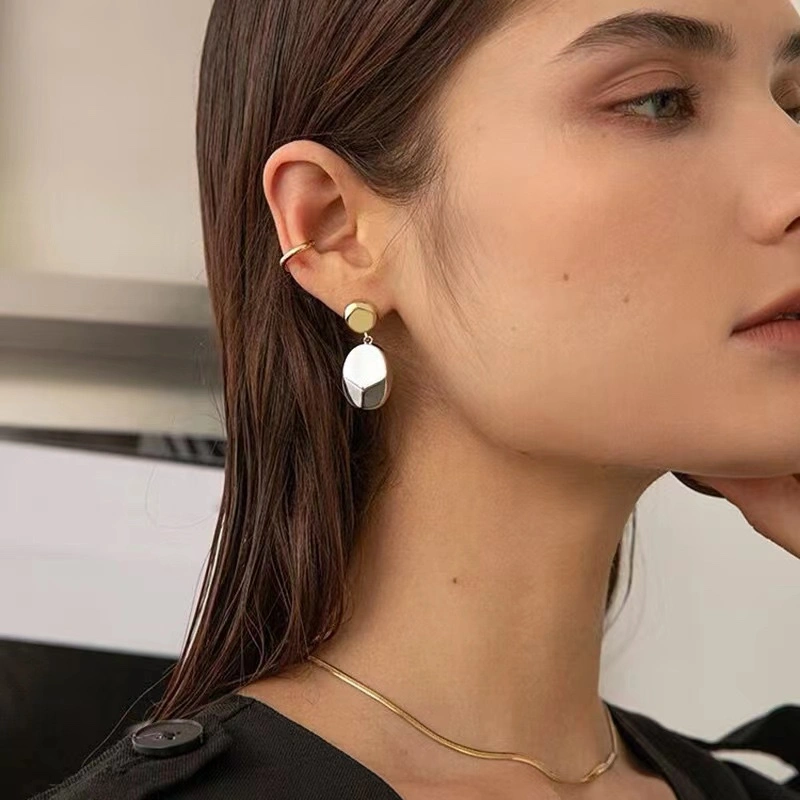 RelaxedFit Celine Earrings 218507
