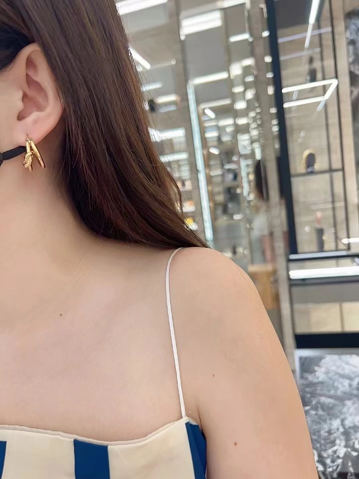 Celine Earrings Lightweight 218425